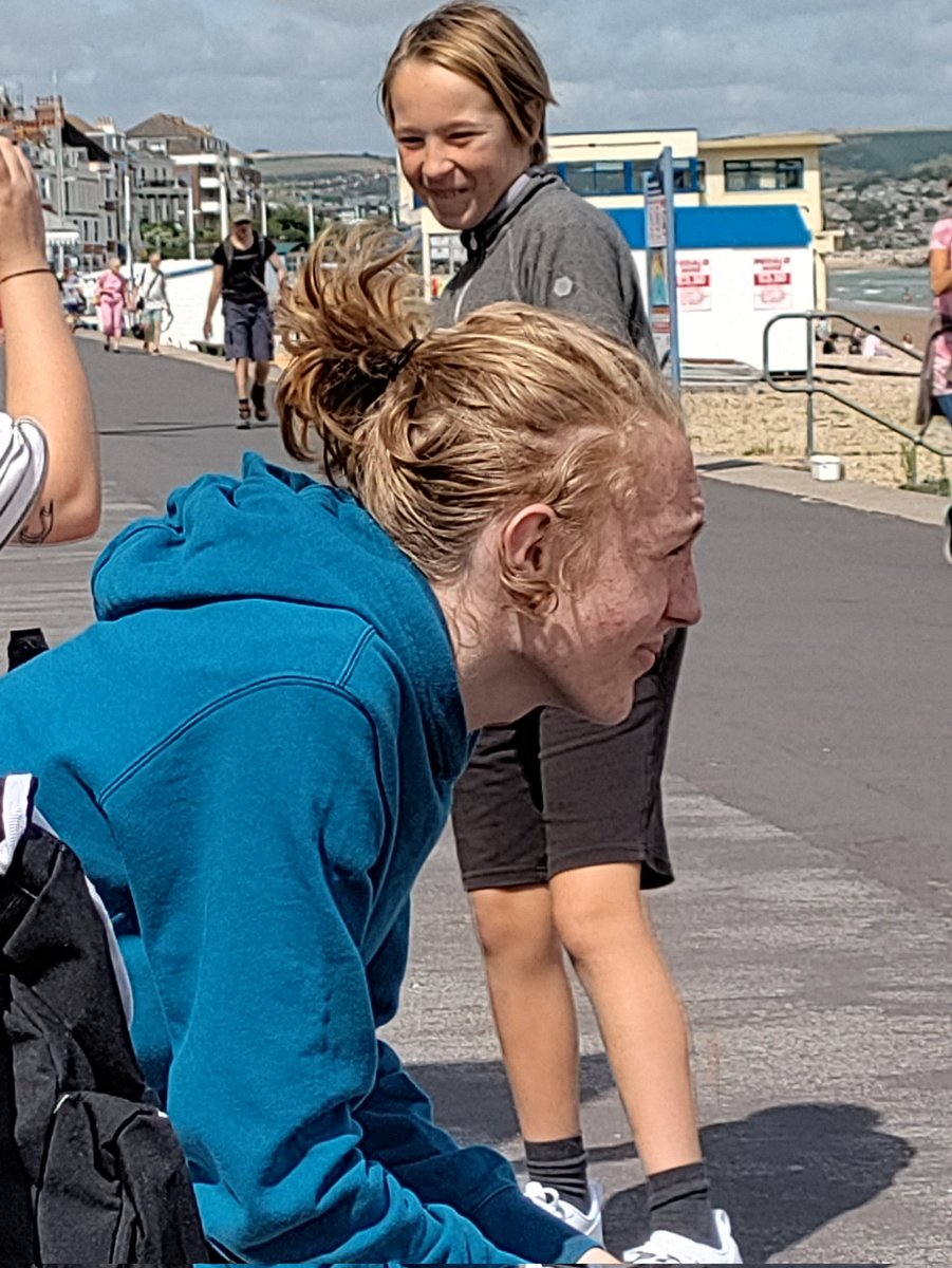 wattersuk01's tweet photo. My boy trying to look like Jimmy Bullard https://t.co/W4FWiXVxxO