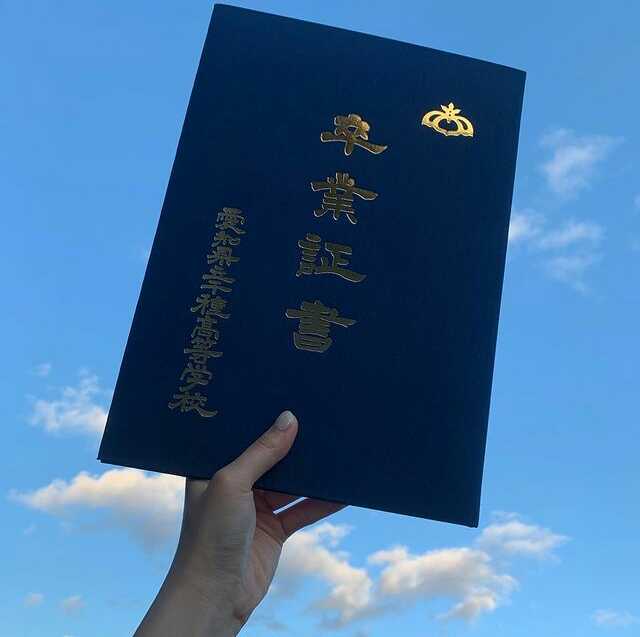 doretoods's tweet photo. ㊗️千種高校 卒業！
まだ人生18年しか生きてないのに、この先もうないんじゃないかという程の刺激を心から尊敬するたくさんの千種生からもらえた凄く幸せな3年間でした。みんなが自分を持ってて勉強も�� https://t.co/3BTj6NM6wk