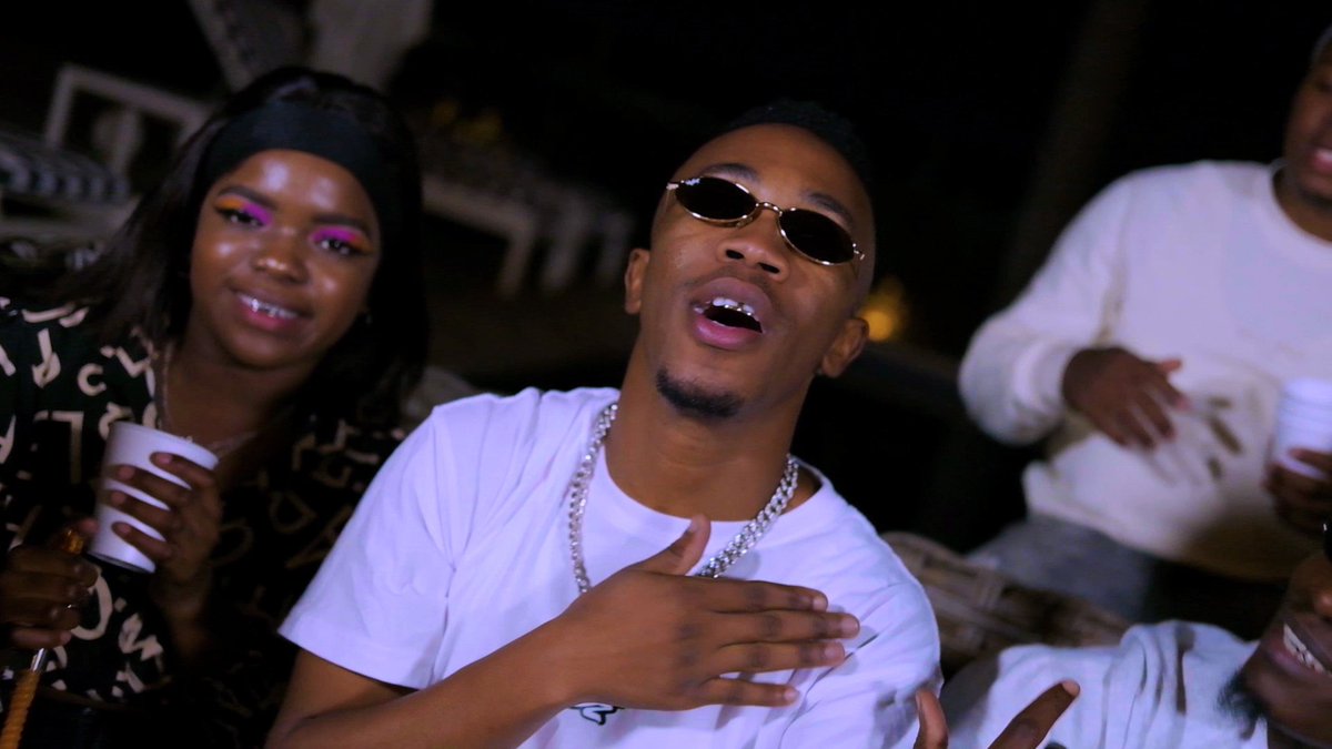 mabarela_RSA's tweet photo. Uthando music video is available on YouTube

https://t.co/yTAAIqDFbd https://t.co/G8sa09WpzO