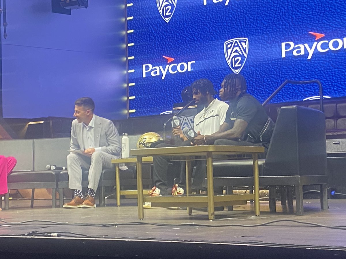 OzoGrande's tweet photo. @ArizonaFBall @CoachJeddFisch @jayden_delaura @LABowlGame @WSUCougarFB @CoachDickert @Cameron7Ward @UIWFootball @BeaverFootball @Coach_Smith @ClemsonFB @DJUiagalelei @antgould_ @Kitan_Oladapo @KalenDeBoer @UW_Football @Dale_Football @Ejay1up @themikepenix @Ulofoshio30 @pac12 @oregonfootball @CoachDanLanning @BoNix10 @SEC @CanesFootball @McCormick_Cam @ASUFootball @KennyDillingham @Chiefs @PatrickMahomes @Jclark21_ @Realrclark25 @tpolamalu @Wallace17_daKid @jharrison9292 @steelers @CalFootball @matthew_cindric @jackson_sirmon OL @matthew_cindric  with a gem. “You can’t be who someone else wants you to be. You have to be your own player.” @jackson_sirmon can’t wait to get one last matchup with @StanfordFball at a different venue. #pac12mediaday #CalvsStanford #TheBigGame #Tdsandtangents #Pac12FB  #CFB https://t.co/5gaMzi5Zdo