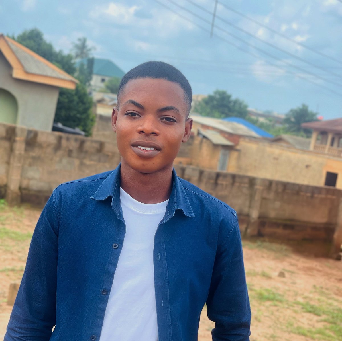 ade_Crown_'s tweet photo. #NewProfilePic https://t.co/ck40Lf0jBO
