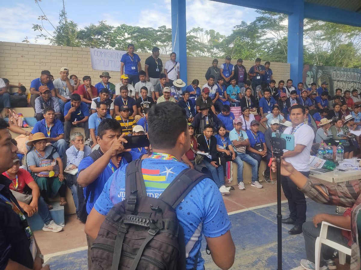 Informamos ante Comisión Politica del XXVII Congreso Ordinario de la Federación Especial de Trabajadores Campesinos del Trópico de #Cochabamba, la gestión que cumplimos, cuidamos los recursos económicos, además de la lucha contra la corrupción. 
#LealesSiempreTraidoresNunca