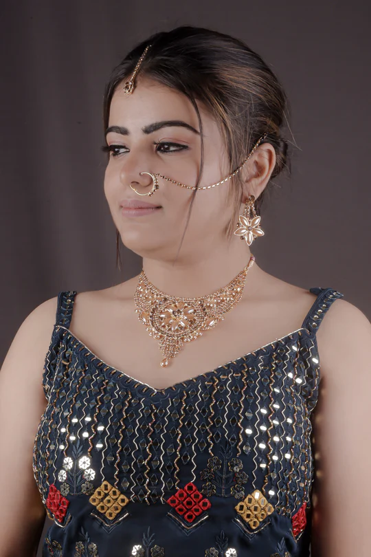 Me2youI's tweet photo. Kundan Gold Plated Floral Jewellery Set, Perfect for a day function and light in weight❤

Grab This - https://t.co/Vn9FKDkIjo

#me2you #goldennecklace #jwelleryset #weddingjwellery #traditionaljwellary #necklaces #giftforher https://t.co/PQefwI7do4