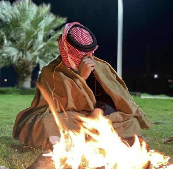 mtmardwahed's tweet photo. :يازين شب النّار والشمل ملموم
في ��يلٍ اسود غير قمراه تضوي . https://t.co/lFiJ8YlEGT