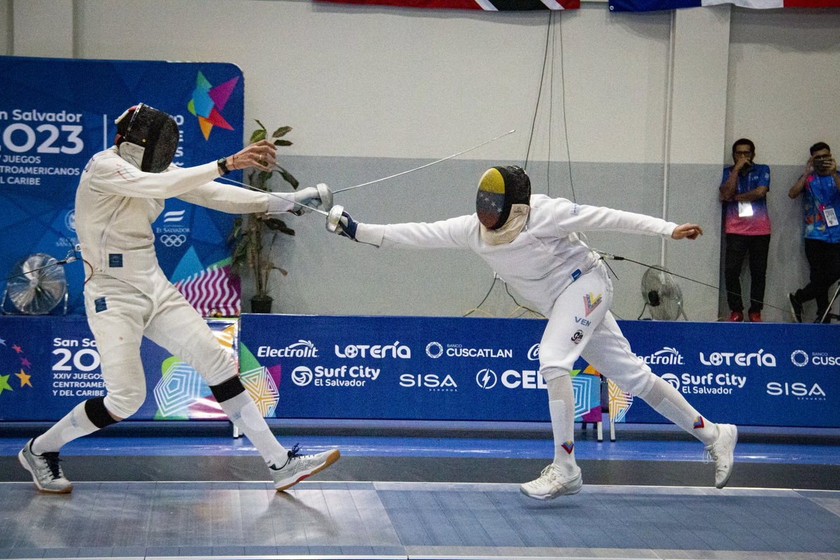 Marcoru25's tweet photo. Momentos en los Juegos x6: ✨️

Final espada masculina equipos, 🇻🇪 26 - 25 🇨🇴

@rubenlimardo campeón olímpico, Londres 2012. 🥇👏

#Esgrima #Canon #70D #epee  #fencing #espada #equipos #foto #fyp #Olímpicos #oro 
#photo #fyp #ssalvador2023 https://t.co/nRMUNETqXi