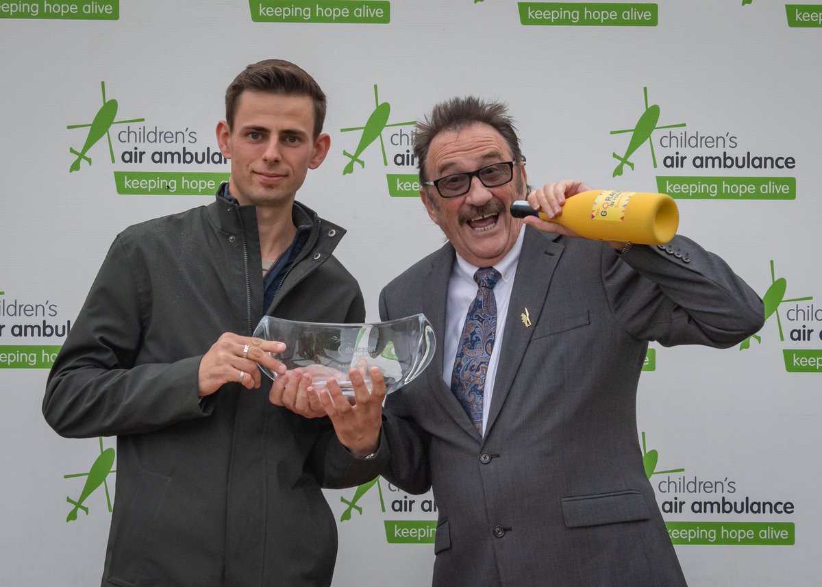Paul Chuckle tweet media