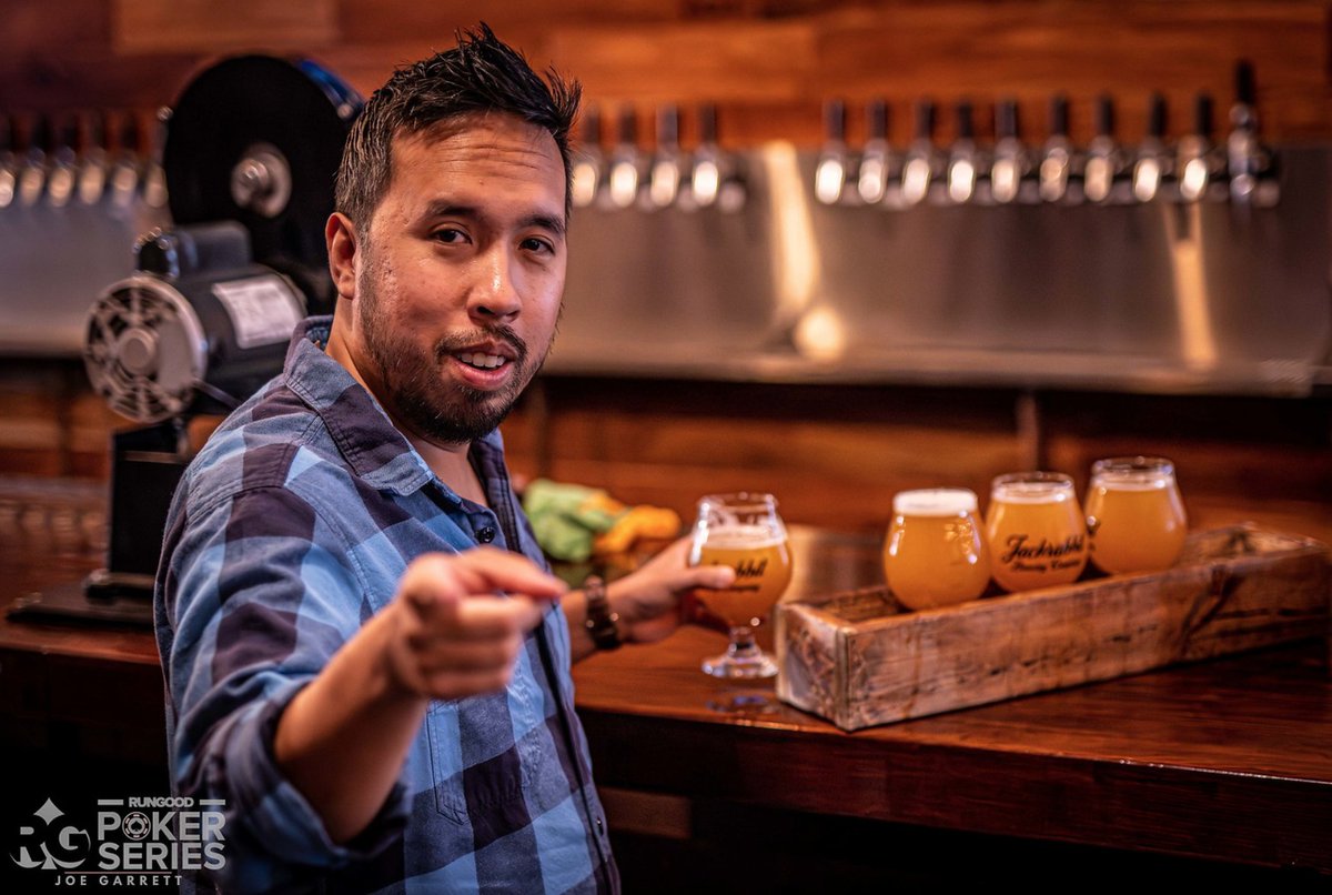 PokerNews tweet media