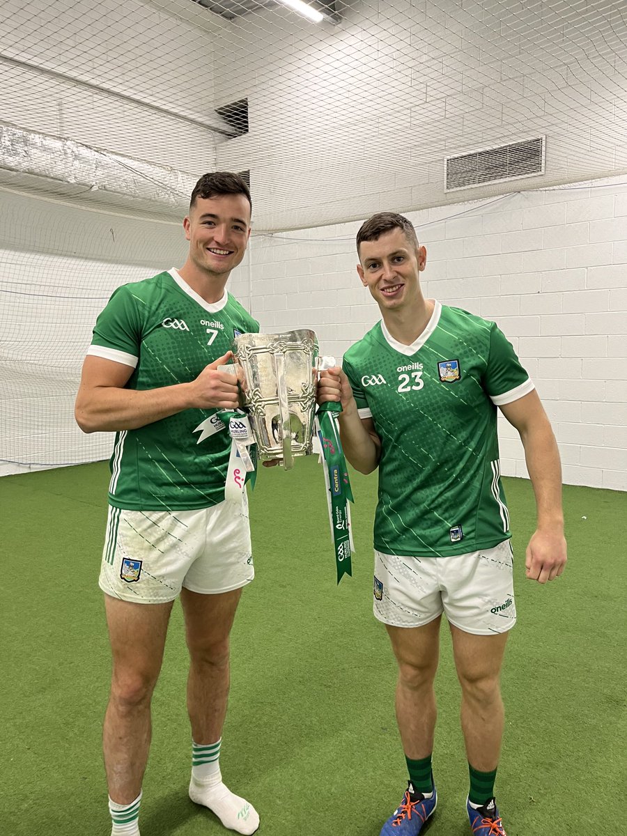 Haven’t tweeted in 12 months but fair play to these 2 men ⁦<a href="/KirbyGroupEng/">KirbyGroupEng.</a>⁩ savage achievement.