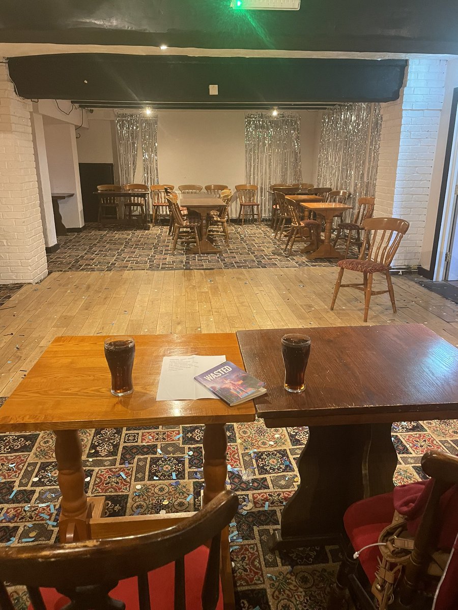 Thespianlover12's tweet photo. A day of holding auditions #TwistedAngelTheatreCo #makeyourownwork #producer #theatre #castings #Wasted https://t.co/txuYI0q9YW