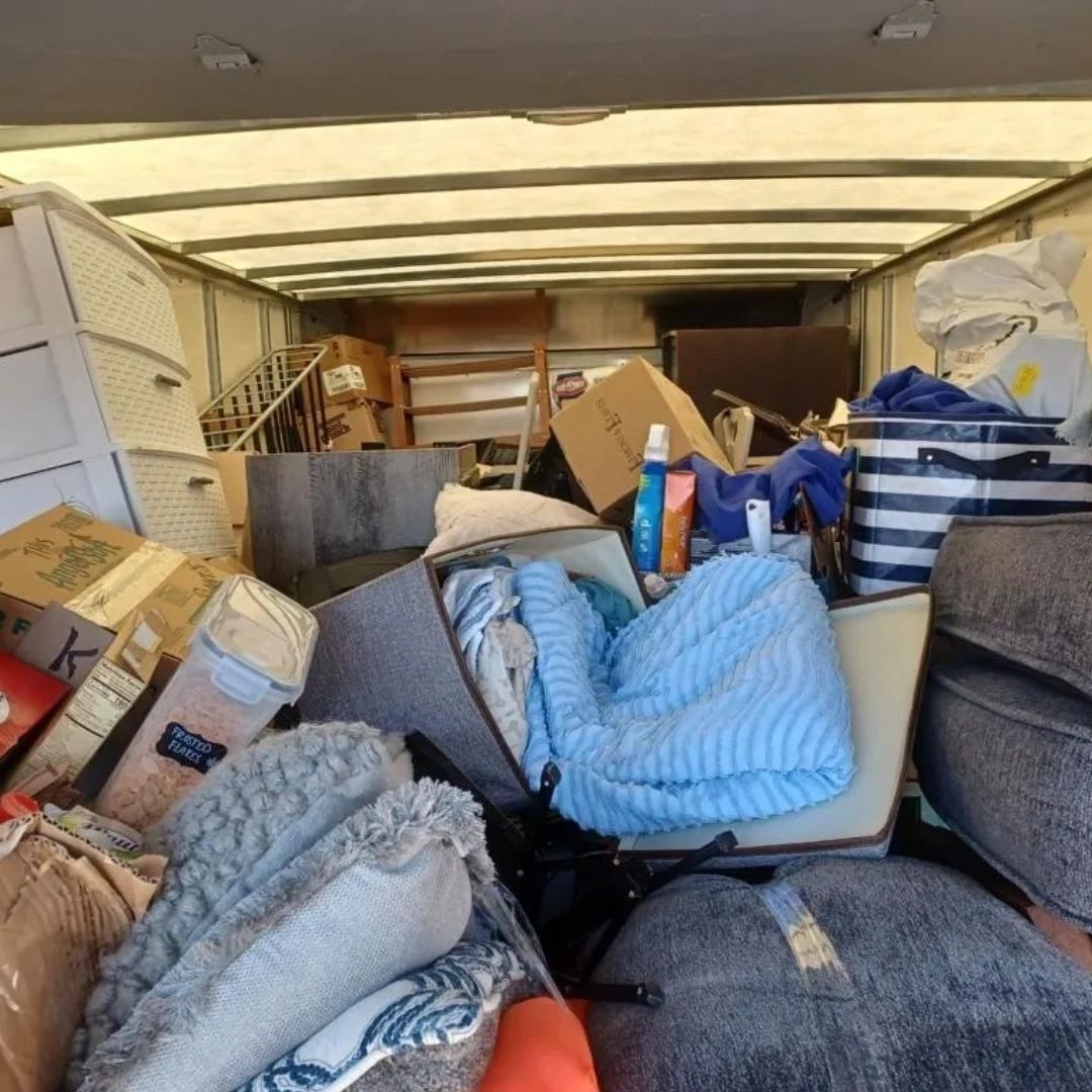 Affordable1040's tweet image. 🚫 Don't let a bad mover choice turn your move into a nightmare! Trust Affordable Movers to handle your belongings with care and efficiency. #MovingMistakes #ChooseWisely