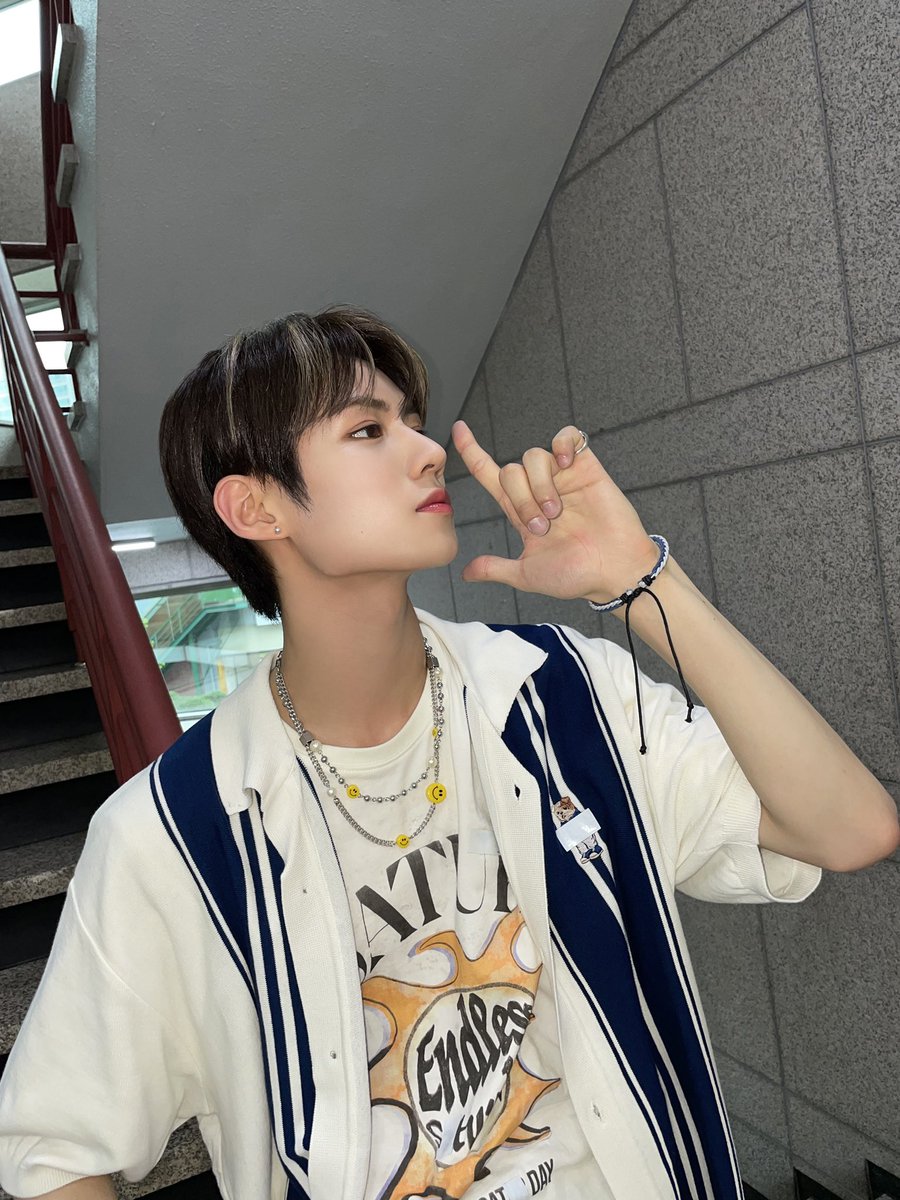 [#이안]
🫸🤪🫷

#루네이트 #LUN8 #ㅅㄹㅎ❤