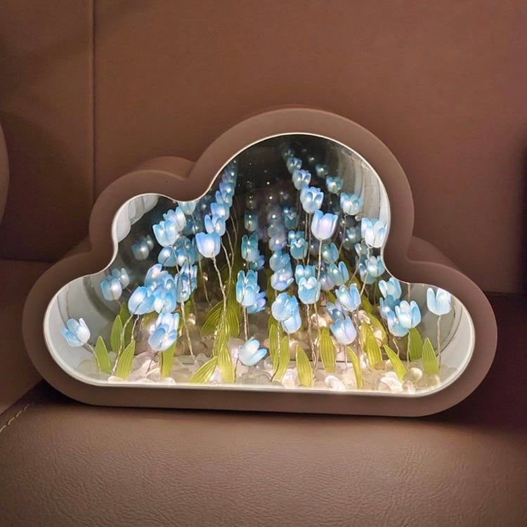 Cloud tulip light 🌷