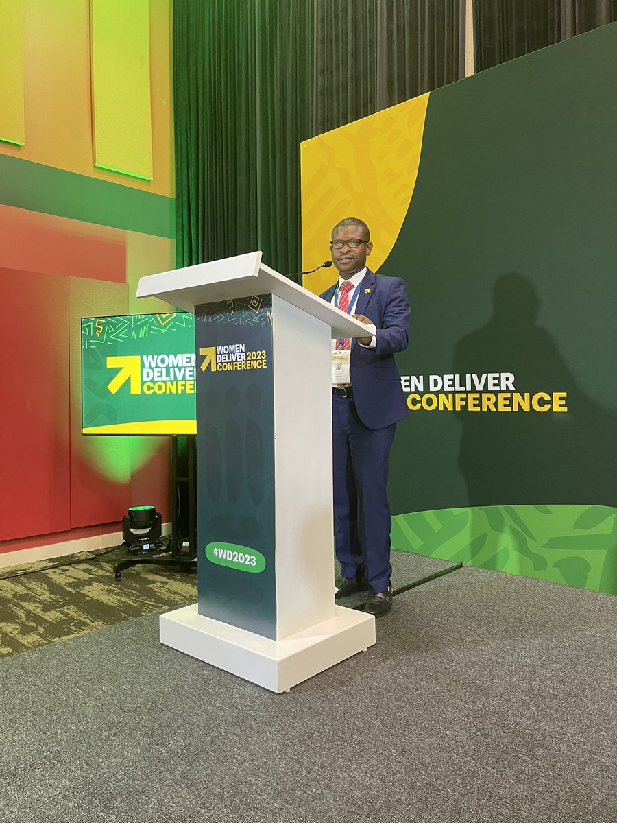 Francis_Oppong1's tweet photo. At #WomenDeliver2023, I met some young girls who have gone through difficult times in conflict and crisis settings. Governments, donors and the international community must do more to protect girls & people in crisis.
#WD23 #WomenDeliver #EducationCannotWait
#EducationForAll https://t.co/ceY3dQXqN7