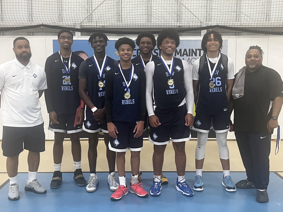 crossoverhoops1's tweet photo. Boyds, Maryland
Global challenge 
Varsity Boys Blue
DMV Rebels https://t.co/NAhP2PFVbK
