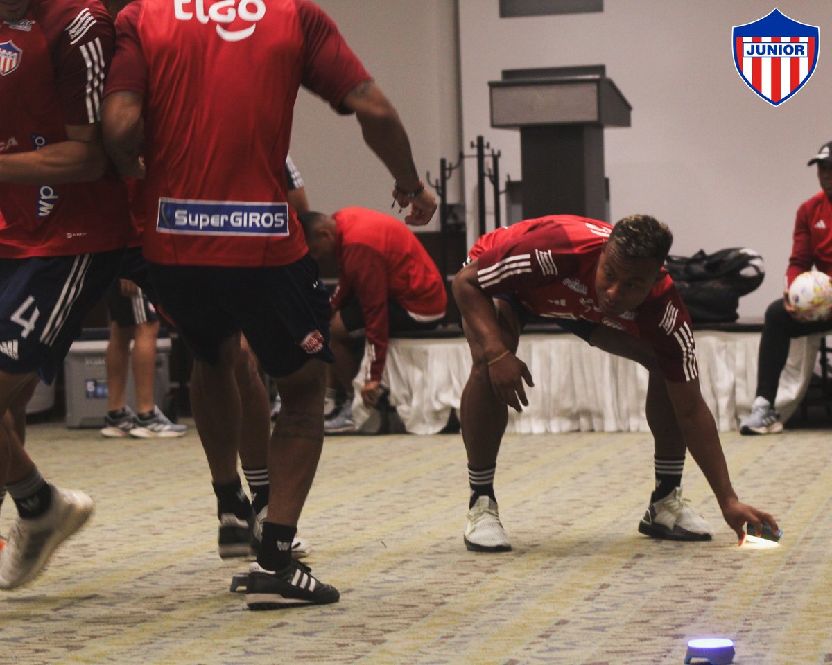 🔥🦈 ¡Trabajos de activación en el hotel de concentración!

#VamosJunior🔴⚪️🔵