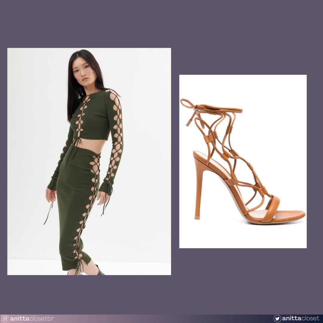 anittacloset's tweet photo. .@Anitta usa Sueter Cropped com detalhe em amarração por Monse | valor: R$3.116,91

• Saia Tricotada com amarração por Monse | valor: R$3.308,71

• Sandália Giza de tiras com salto por Gianvito Rossi | valor: R$8.027,00

📸: Twitter | Styling por Janeller https://t.co/ajxdR2HsH8