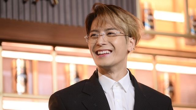 JacksonWGlobal's tweet photo. [INSTA] 230722 eat_good_food_only (1/2)

Jackson Wang at Nescafé The Finest Mansion Event☕️

#NESCAFEGoldCremaXJacksonWang #NESCAFEGoldCrema #TheFinestMansion #JacksonWang #王嘉尔 #잭슨 #TEAMWANG @JacksonWang852 https://t.co/n1CYIAjlHV