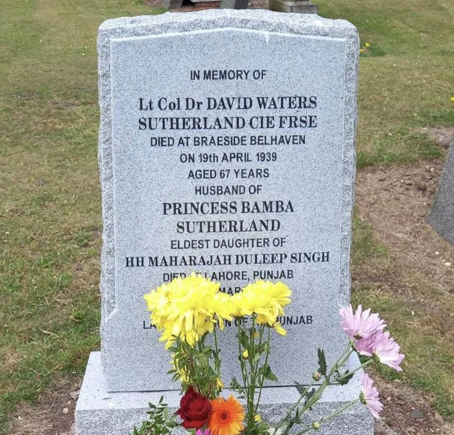 iampeterbance's tweet photo. Memorial is finally erected at Princess Bamba’s husband Col David Sutherland’s unmarked grave in Dunbar, Scotland 
#duleepsingh https://t.co/I7snGZNLPC