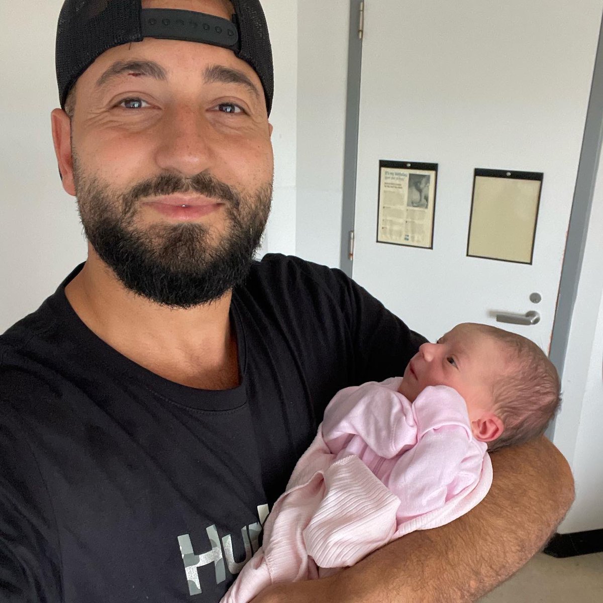 MOE SARGI tweet media