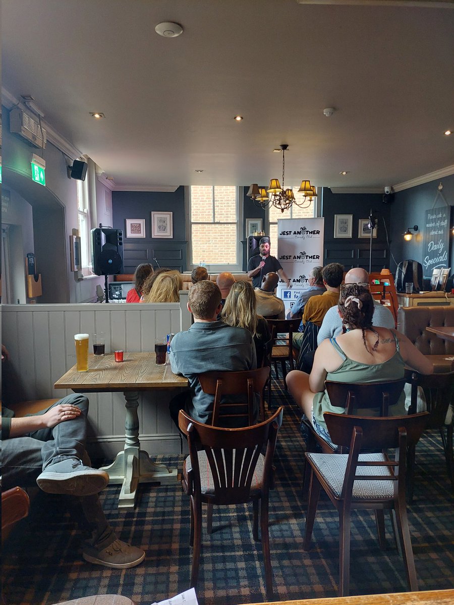 Great afternoon at the new Stinge Comedy Festival in St Albans doing a preview for My show - #TopicalComedian (9.30pm Southsider at #edfringe) + got to see @DonBiswascomedy @MasaiGraham Kirsty Munro & Mad Ron before tonights gig. Big shout to Des for putting on a great mini-Fest