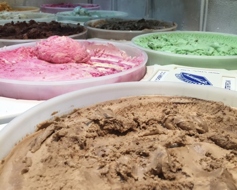 The Candy Vault tweet media