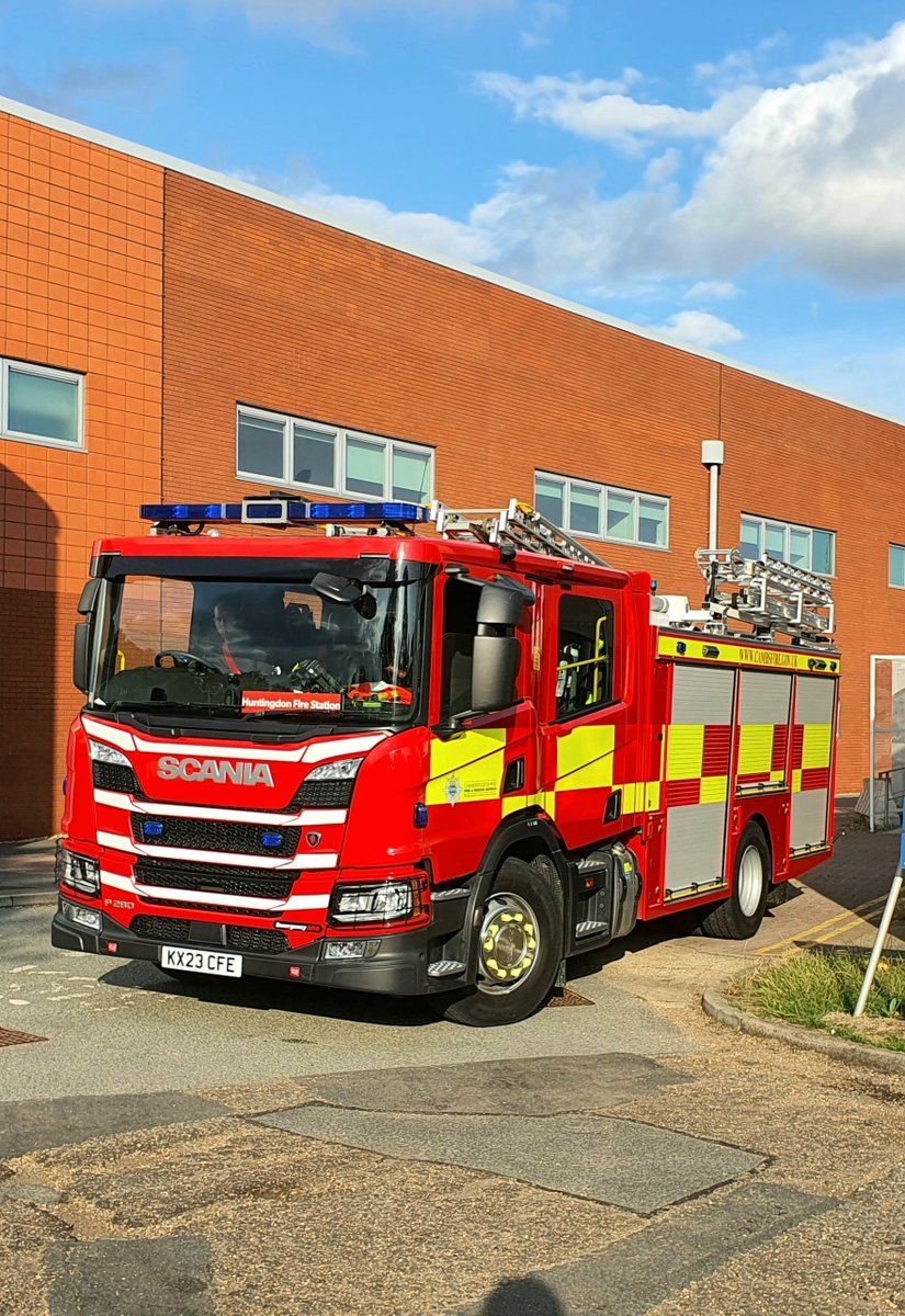 forthrightjames's tweet image. Nice to see Huntingdon fire stations new 1st away ERP visiting Hinchingbrooke hospital a little earlier this evening