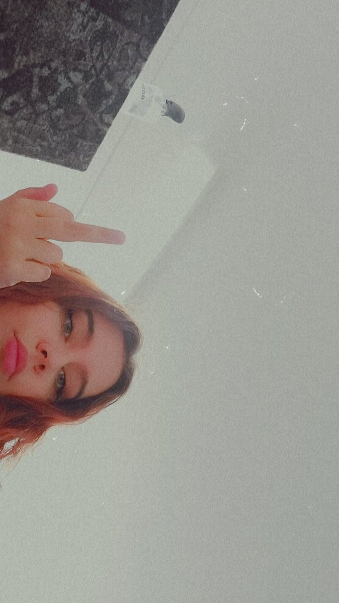 Goddesskayleexx's tweet photo. Rond ff af naar 50, haat oneven bedragen🤡
#findom #findommistress #findomgoddess #paypig #paypignl #findomnl #betaalslaafje #humanatm #betaalslet #sissy #mistress #goddess #humiliationkink https://t.co/TJfN6eS8GI