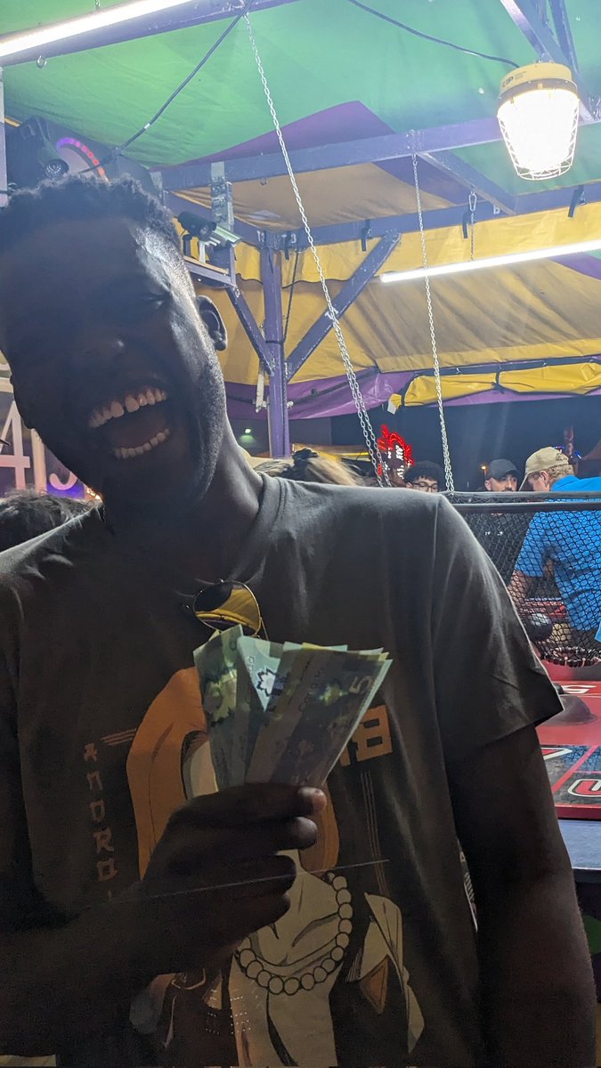 victryena's tweet photo. the crew experienced some devastating monetary losses at kdays this year. you know you're down bad when you had to make two trips to the atm. 

the over-under tables giveth and taketh away. quote of the evening from @HoSungRho: "give me a $5 bill and i'll etransfer you $20". https://t.co/zKHzIIlynO