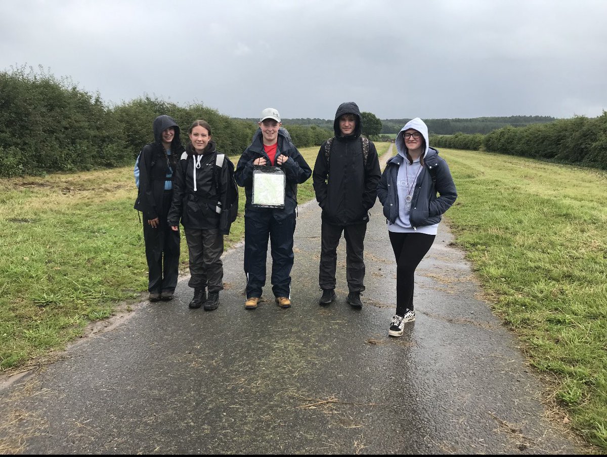 Year 11 students worked towards their Bronze #DofEAward this weekend. They had a very wet first day on Saturday but the rain let off for them today. 26km walked overall. Well done everyone! @TheManorAcademy