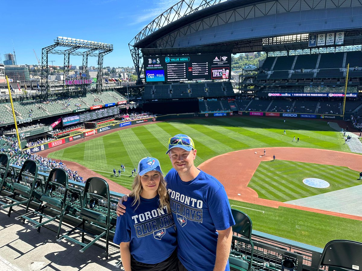 nzsiros's tweet photo. Day 3! Don’t boo me! @BlueJays  @Mariners - This atmosphere! @TMobilePark  #SeaUsRise https://t.co/AezdWOEHYJ