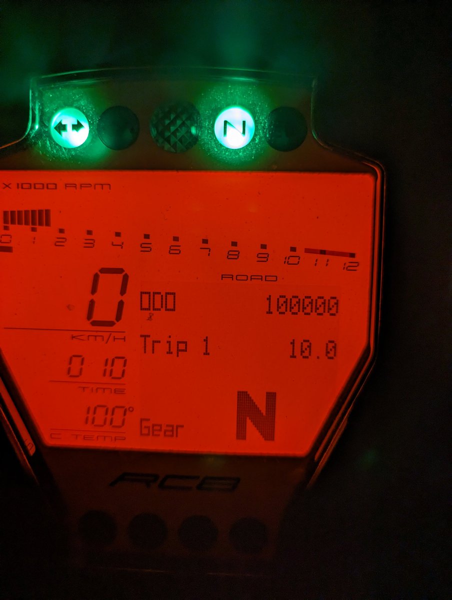 SGBZR8YNSL's tweet photo. #KTM
#RC8
#READYTORACE
#限界整備
0!!
Somebody scream!!(音ゲーネタ)
ありがとう。乗ってよかった。
I did it as a one-owner!!

記念の場所は大黒埠頭でした！ https://t.co/3D1x4hufV2
