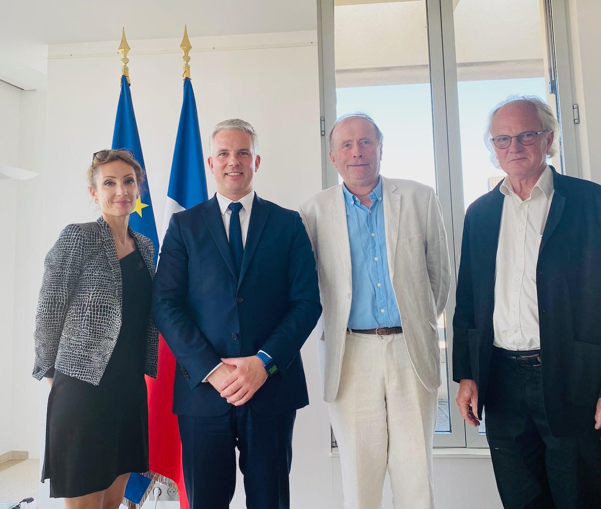 😚Le collectif CVS'Partage a obtenu que le décret sur les Conseils de la Vie Sociale en ESSMS (dont les #EHPAD) soit retravaillé. 
👏Merci encore à <a href="/JCCOMBE/">Jean-Christophe COMBE</a> et à A.Casagrance pour leur engagement.
📚Nul doute qu'<a href="/auroreberge/">Aurore Bergé</a> l'honorera.
Pour en savoir +👇
cvspartage.com/post/cvs-juill…