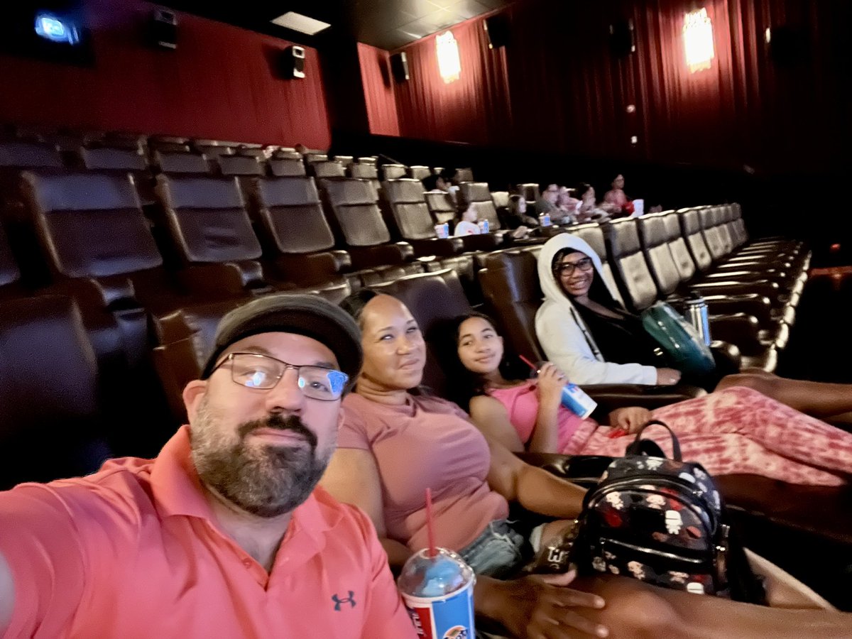 MrJaySong's tweet photo. At Cinemark Jess Ranch — It’s a Barbie World!! #barbie #barbiemovie #photooftheday #facebook #twitter #meta #metaverse #instagood #instagram https://t.co/8L0WYP9XCn