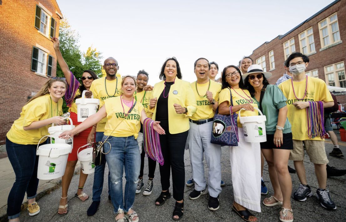 Sokhary Chau (@sokharychau) on Twitter photo Join #teamchau for the #bucketbrigade <a href="/LowellFolkFest/">Lowell Folk Fest</a> this coming weekend beginning Friday, July 28 @ 6:15pm.
For more volunteer info please contact <a href="/DMcFaddenLowell/">Danielle McFadden ๐ฉ๐ผโ๐ป</a> or visit <a href="/LowellNPS/">Lowell National Historical Park</a> lowellfolkfestival.org/pages/volunteer
๐ธ <a href="/MarteMedia/">Henry Marte | Marte Media</a> Join #teamchau for the #bucketbrigade <a href="/LowellFolkFest/">Lowell Folk Fest</a> this coming weekend beginning Friday, July 28 @ 6:15pm.
For more volunteer info please contact <a href="/DMcFaddenLowell/">Danielle McFadden ๐ฉ๐ผโ๐ป</a> or visit <a href="/LowellNPS/">Lowell National Historical Park</a> lowellfolkfestival.org/pages/volunteer
๐ธ <a href="/MarteMedia/">Henry Marte | Marte Media</a>