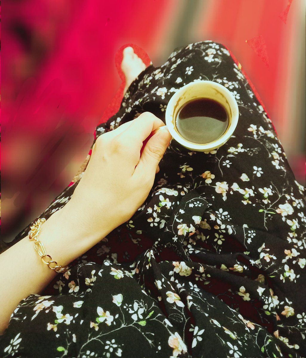 AYA_ayatma's tweet photo. ☕️🙈✌🏻😎 https://t.co/mNmhJpRGPc