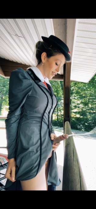 Sometimes ya gotta go🤷&zwj;♀️ https://t.co/vVQPuRxPw0