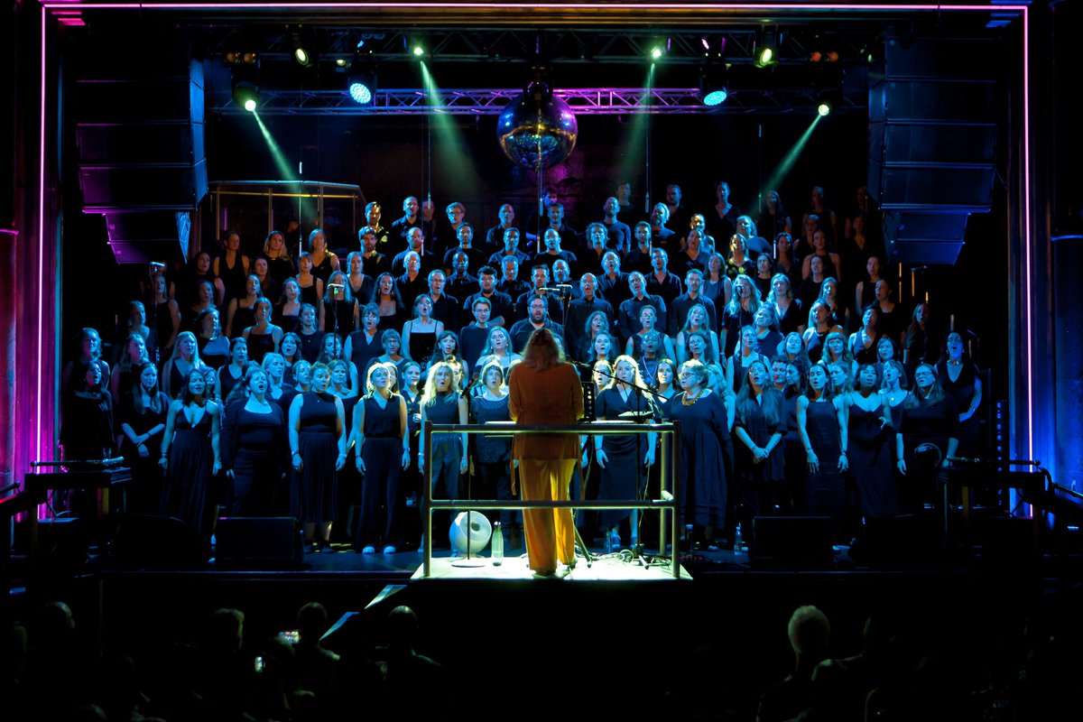 wearerealvoices's tweet photo. A dreamy few nights at @TheClaphamGrand! Can we do it all again?! 📸@Tommophoto #londonchoir #realvoiceschoir https://t.co/HMKQPzRcRP