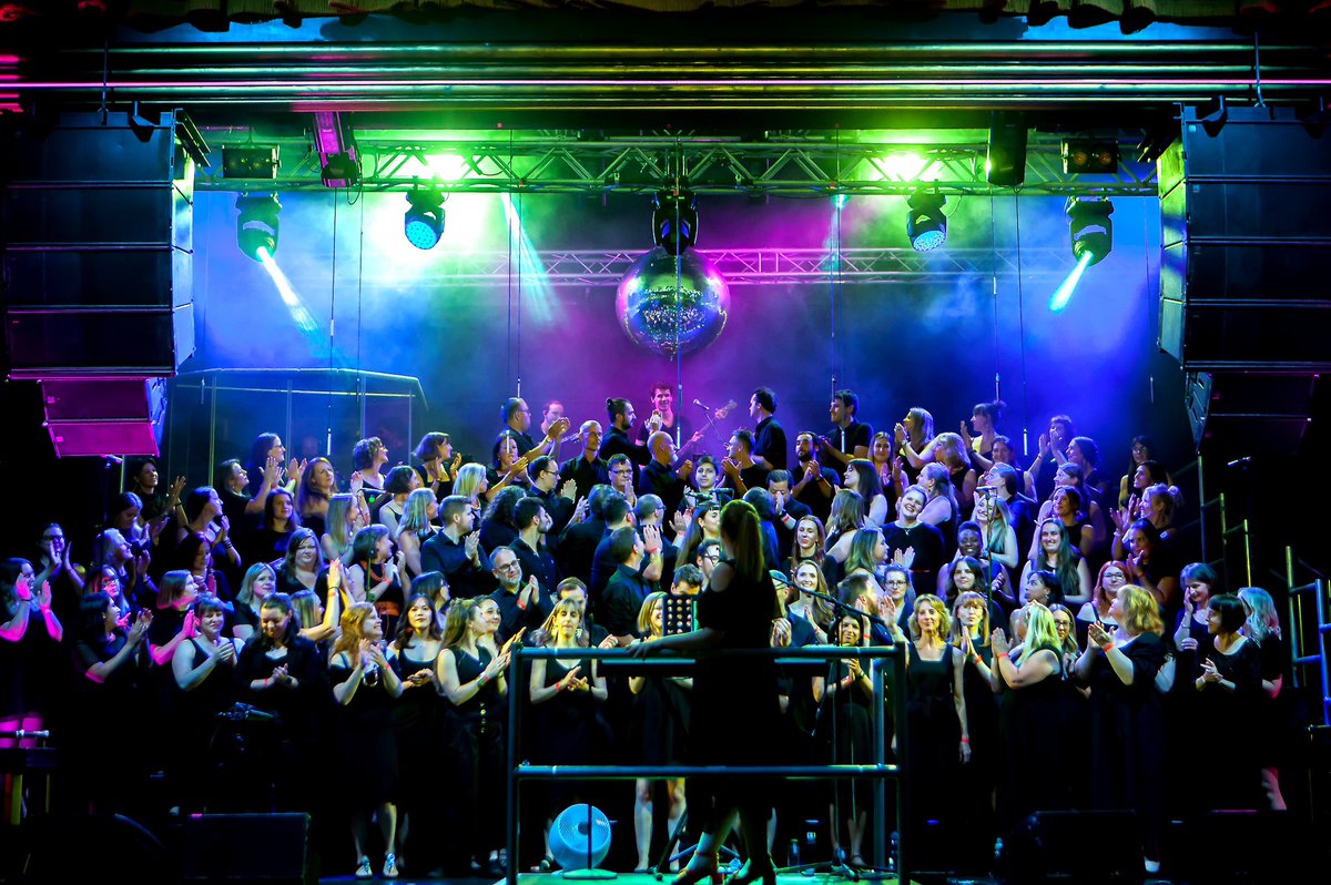 wearerealvoices's tweet photo. A dreamy few nights at @TheClaphamGrand! Can we do it all again?! 📸@Tommophoto #londonchoir #realvoiceschoir https://t.co/HMKQPzRcRP