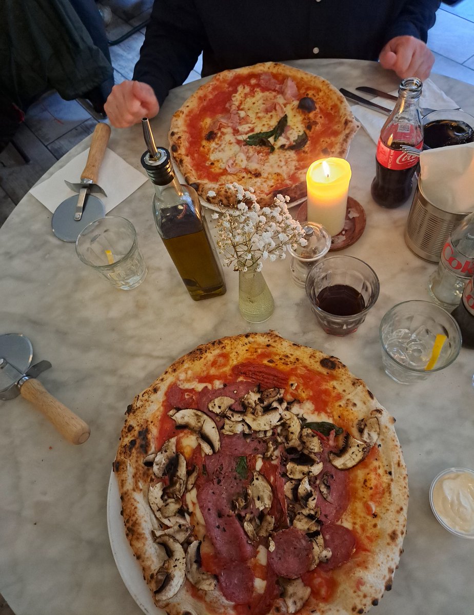 jessystardust's tweet photo. Celebrating the birth of one of my favourite people, happy birthday Jonathan!! 🩷 @_jmm215 Amaaaazing pizza at @wearerudyspizza 😋 https://t.co/uSHhzvhT5A