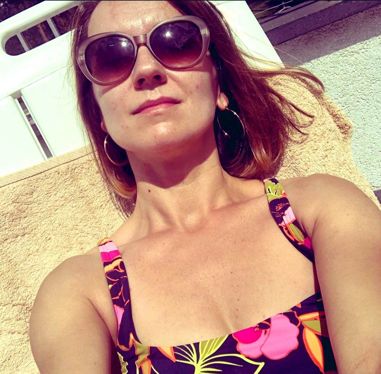 Becca cranberry juice girl 💃💅 on Twitter "It’s a beautiful day and I