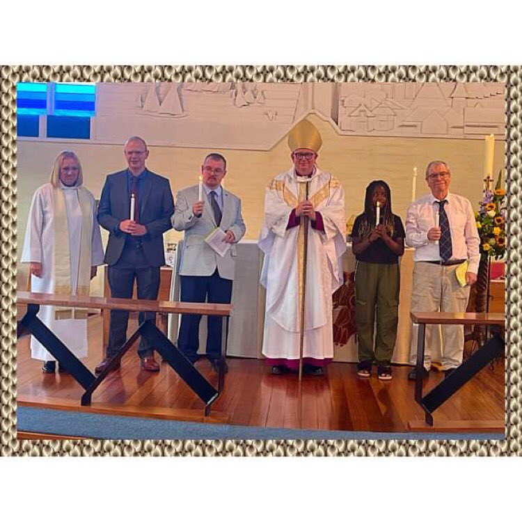 Karen Bates (@karenba03158858) on Twitter photo Congratulations to four of our <a href="/CanveyCofE/">Canvey CofE</a> church family who were confirmed today and a very big thank you to @bishcolchester for a wonderful service! Congratulations to four of our <a href="/CanveyCofE/">Canvey CofE</a> church family who were confirmed today and a very big thank you to @bishcolchester for a wonderful service!