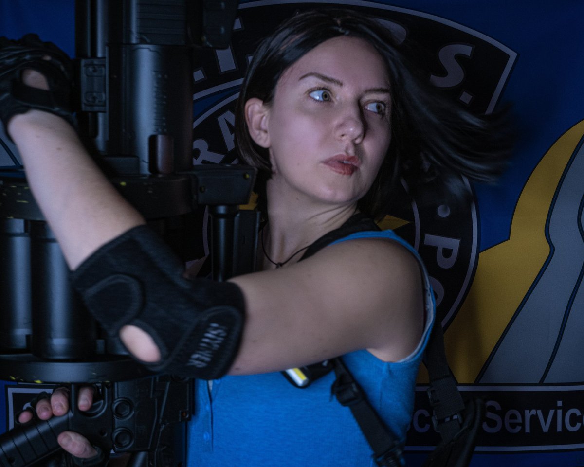 Soon the new CGI Movie Resident Evil Death Isand will be available, any expectations?
#jillvalentine #jillvalentinebiohazard #jillvalentinecosplay #jillvalentinestars #jillresidentevil #capcom #capcomgermany #umbrellacorporation #raccooncity #spencermansion #uniquecorncosplay