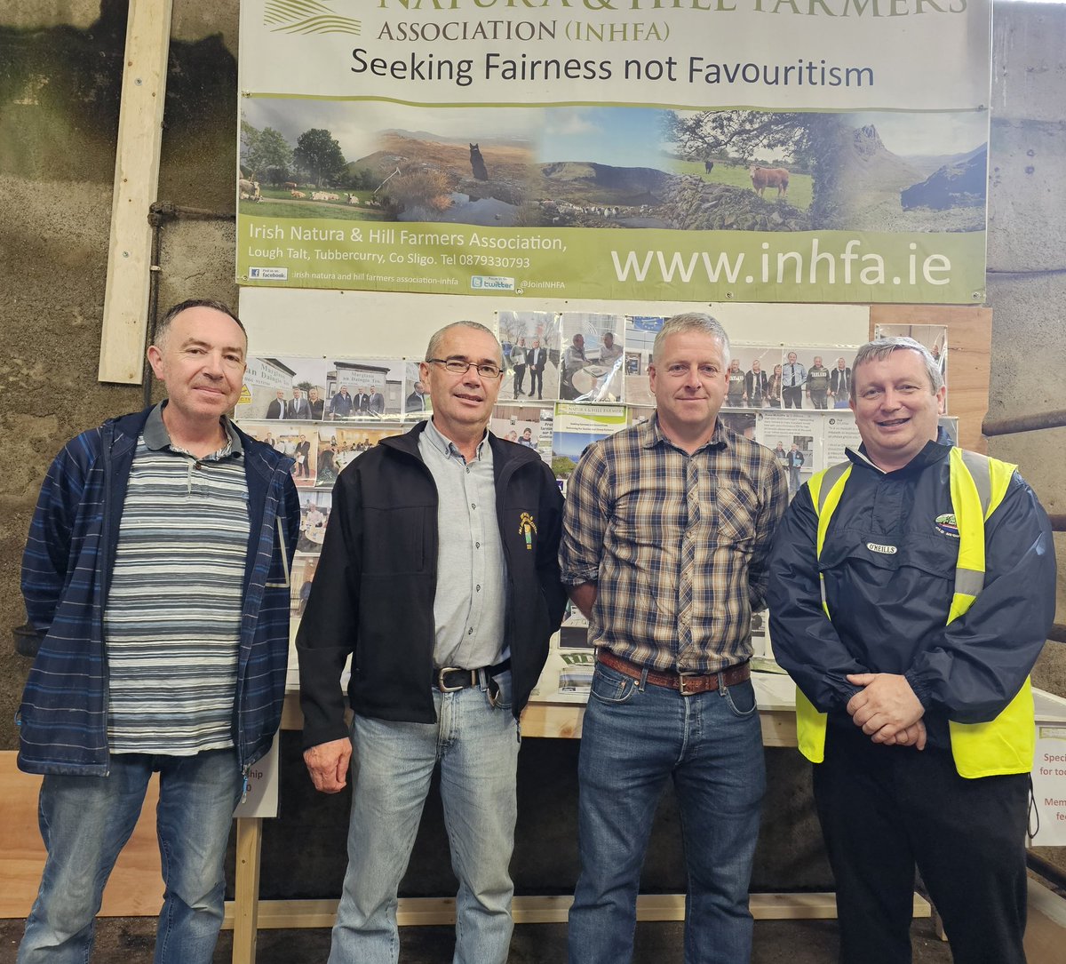 A great day at West Kerry Agricultural Show. Well done to Cathaoirleach Derry Ó Murchú, all of the Committee and Billy Kelleher MEP on performing the Official Opening. Good to catch up with Michael Healy Rae TD, Pa Daly TD and John Joe Fitzgerald from the INHFA. Ana lá ar fad!