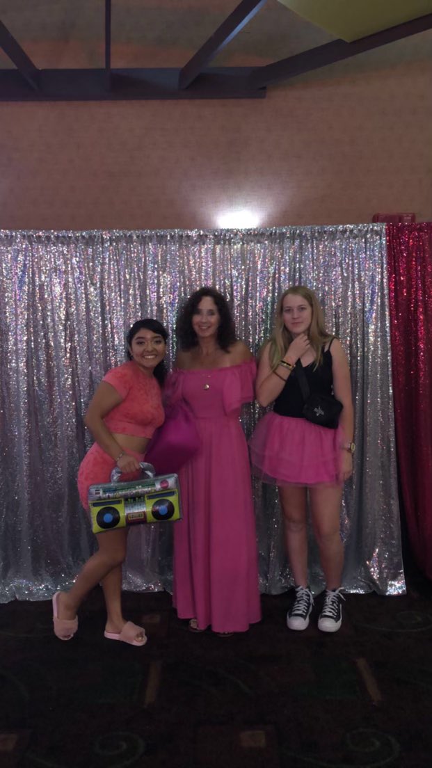 Aphrodite tweet media