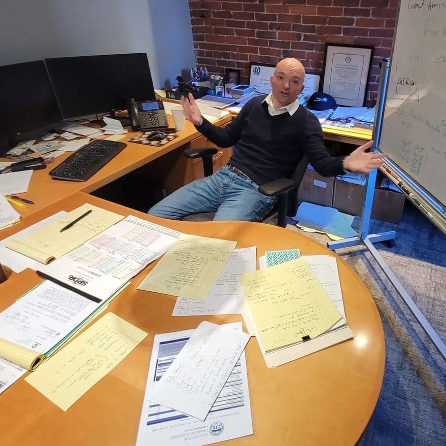 FinnWealth's tweet photo. @jfinn9411 working ๐ช for the #finnwealthfamily 24/7 .
#financialplanning #sundayvibes #athlete #BaseBall #football #winwithfinn https://t.co/EXo8HiQ7wP
