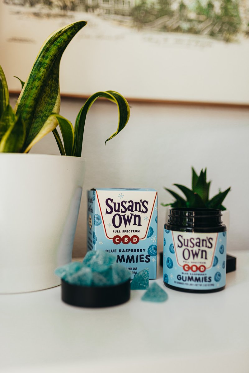 SusansOwnCBD's tweet photo. The only kind of Sunday Blue's that are acceptable.���

#susansowncbd #sundayblues https://t.co/As8sd3eEOl