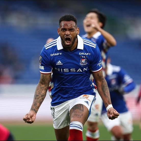bbmp_rick's tweet photo. Se fosse pra escolher um centroavante, eu escolheria o Anderson Lopes pra o Bahia, o cara ta jogando muito na Ásia, e ainda joga no time primo do Bahia!!
Traga santoro
#bbmp #borabahea #bahiacity #centroavante #contratação https://t.co/vK8zIRCQNN