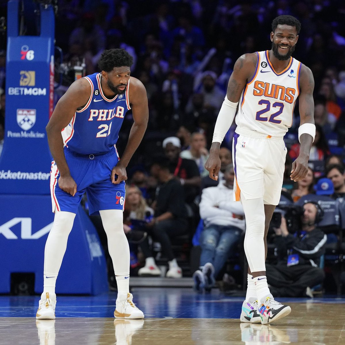 ThHoopCentral's tweet photo. Deandre Ayton is ‘on the verge’ on joining the Philadelphia 76ers, per @ChrisBHaynes. https://t.co/WSB3UOjFIJ