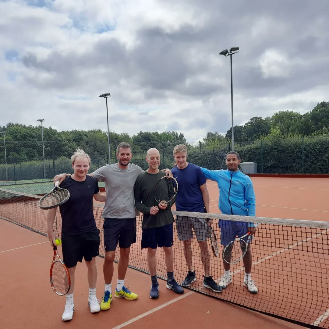 BGSCTennis's tweet photo. Mixed result for TeamBG in the H&amp;W leagues, Men's B team finished the season looking comfortable in Div4 with a wait to see if promotion is possible. The Ladies A played their penultimate match at Pershore in extreme windy conditions in a battle for survival in Div1.🎾💚🤞 https://t.co/p5kT39RMh2