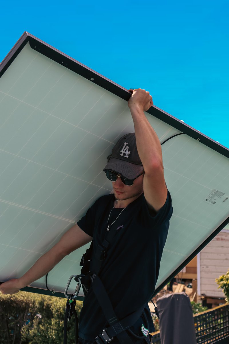lightforce_nz's tweet photo. This strong fella belongs to team Wellington!

Much to the surprise of our comments section, Wellington is a great spot for solar (and wind turbines of course!) If you're keen to see this face again, get in touch Wellingtonians.

https://t.co/1ZCOfU2I2U

#Cantbeatitonagoodday https://t.co/t5uh21vXVr